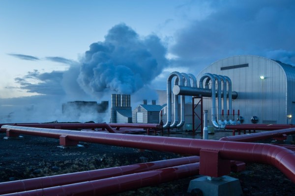 GEOTHERMAL-ENERGY-CONCEPT